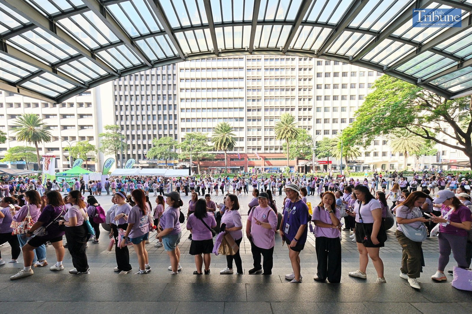 TRIBUNE-filoarmy